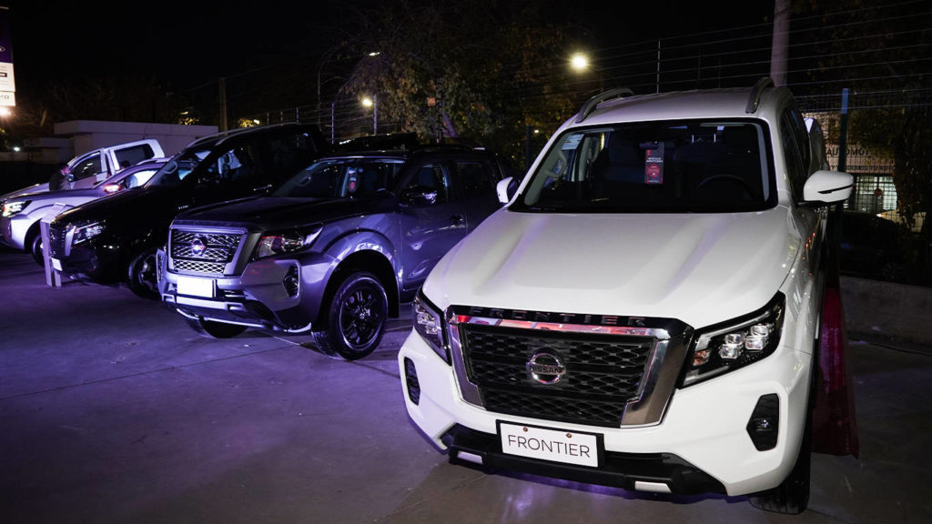 NIssan Frontier 2022 Yacopini