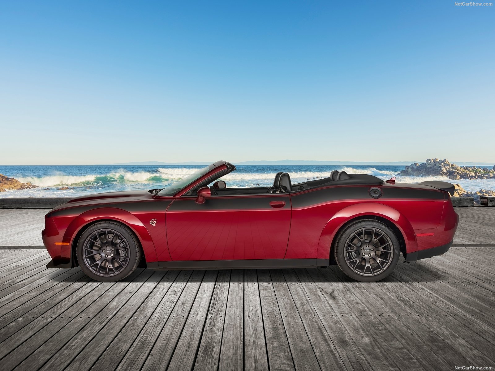 Dodge-Challenger_Convertible-2023-1600 rojo 2