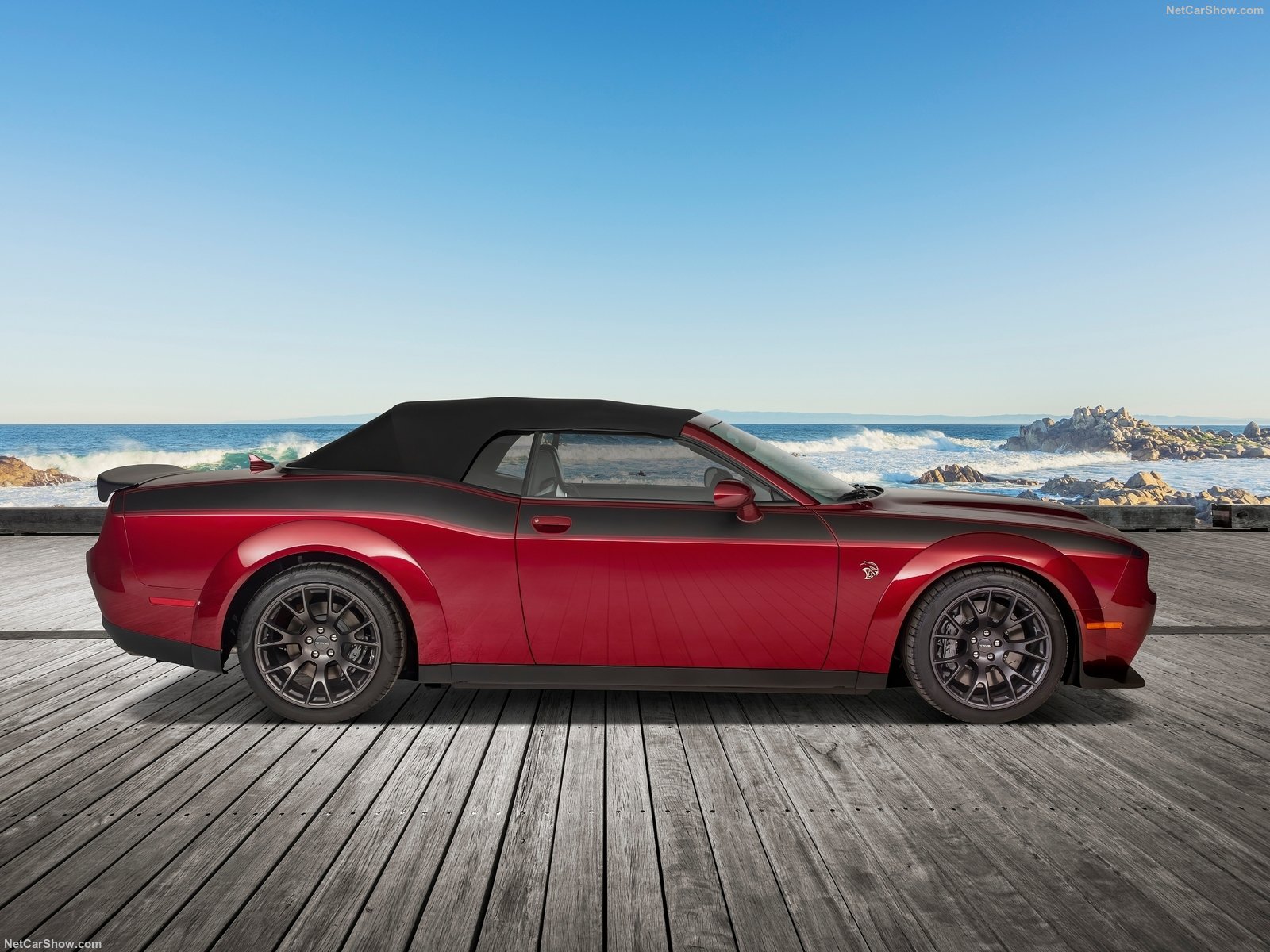 Dodge-Challenger_Convertible-2023-1600-rojo capota