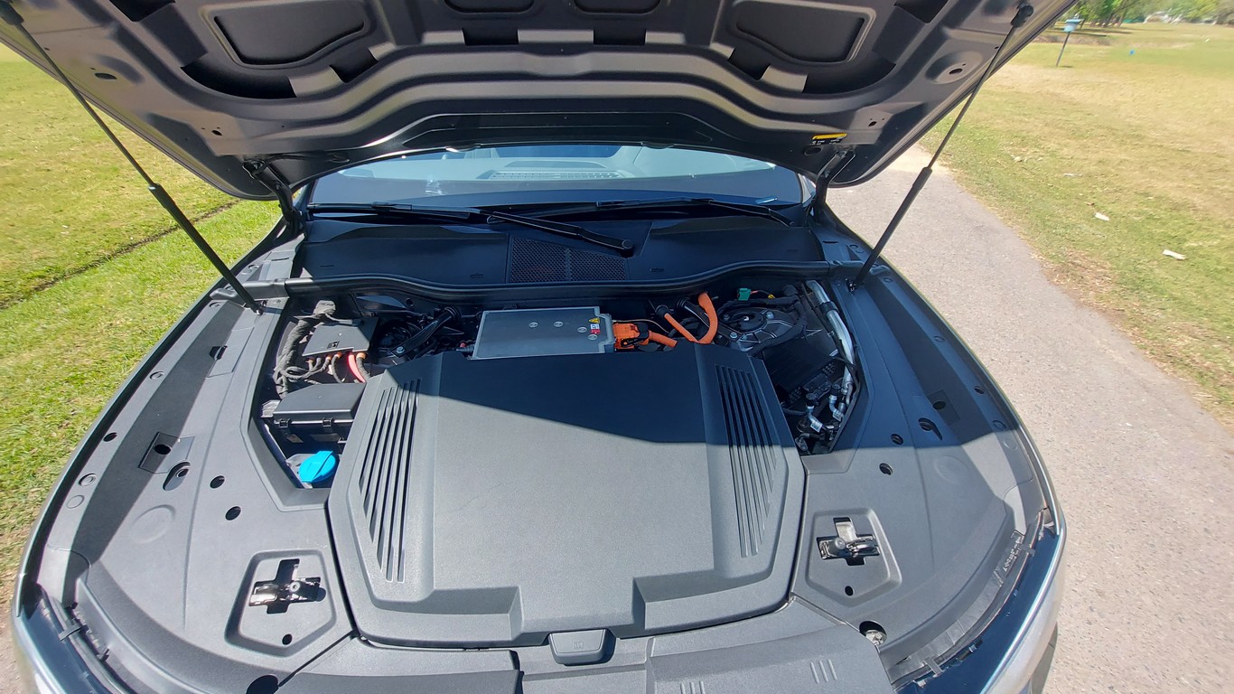 audi etron test drive argentina gris 4