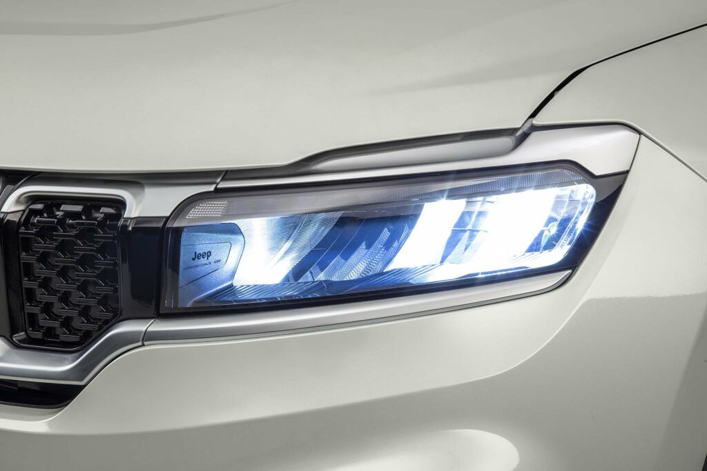 Commander Limited MY23