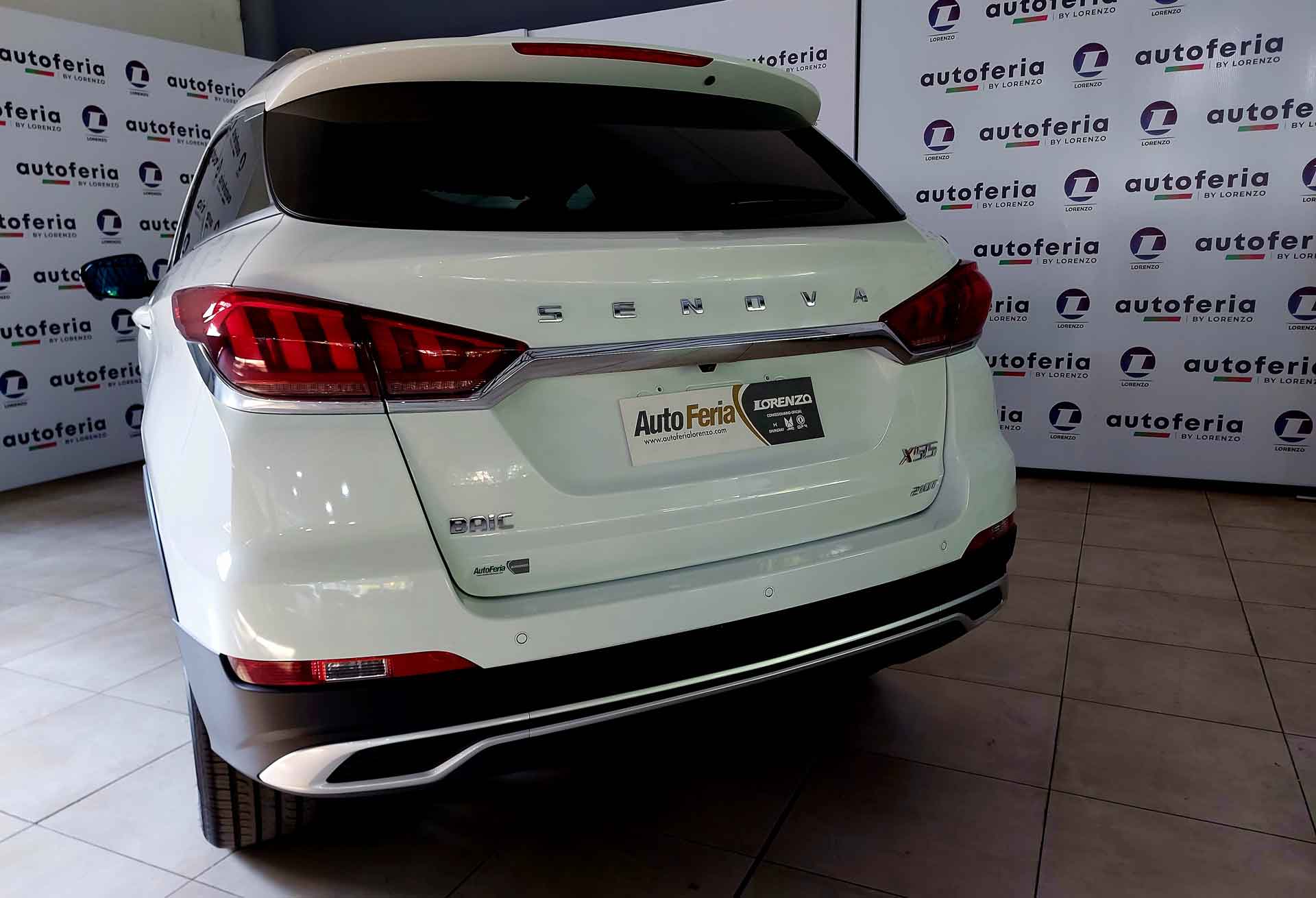 Baic-X55-blanca-modelo-2023-vista-trasera