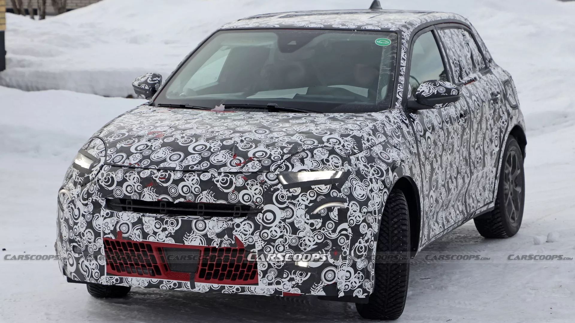 Nuevo fiat-600-camuflado frente