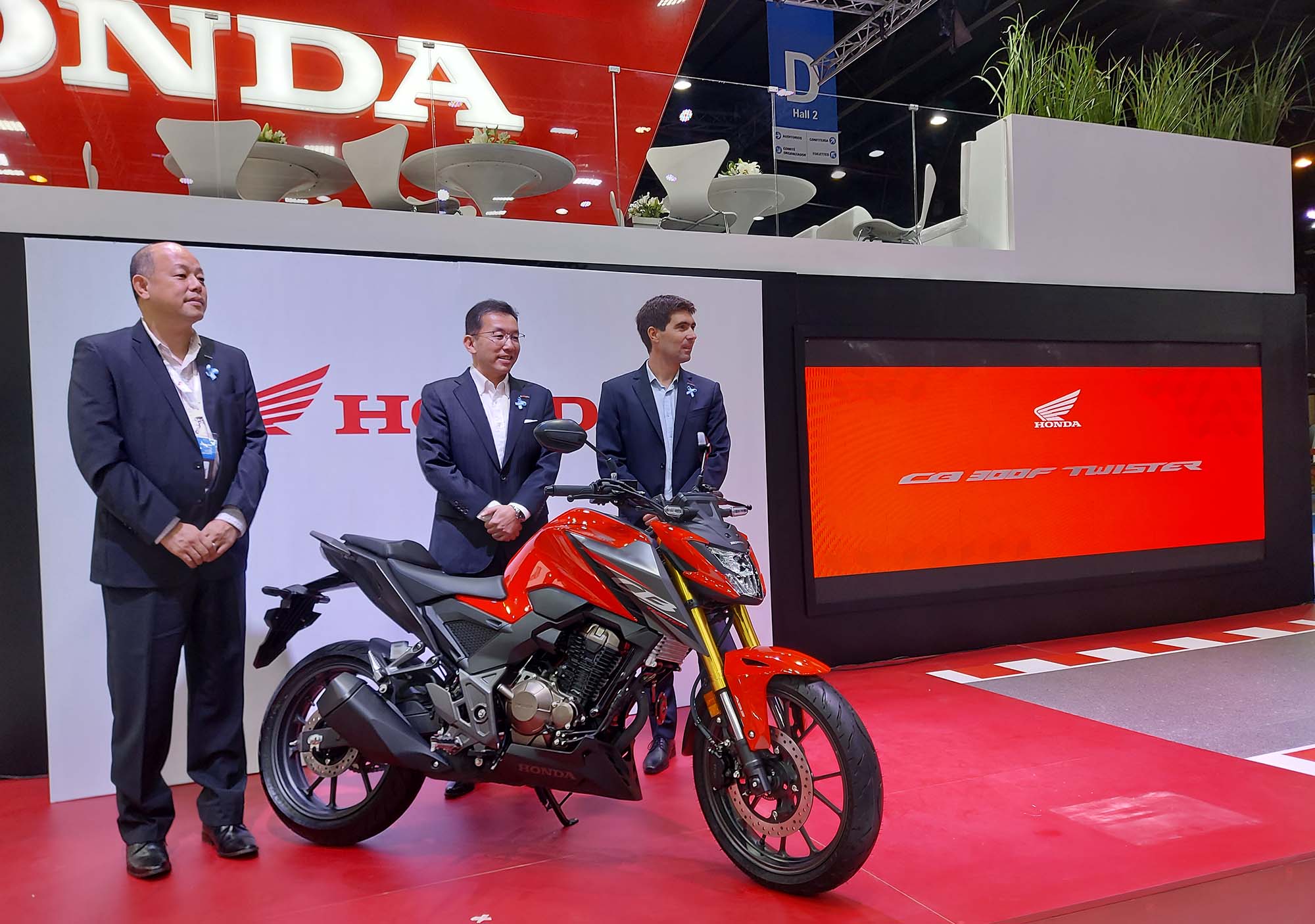 nueva Honda CB300F Twister