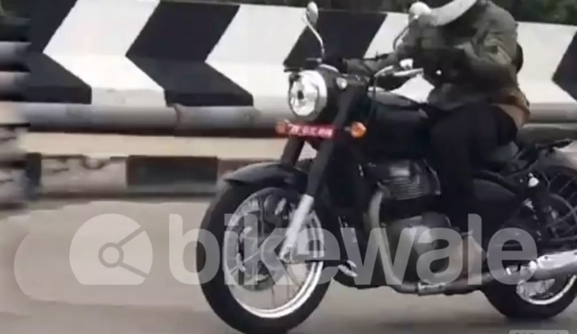 Royal Enfield Classic 650.