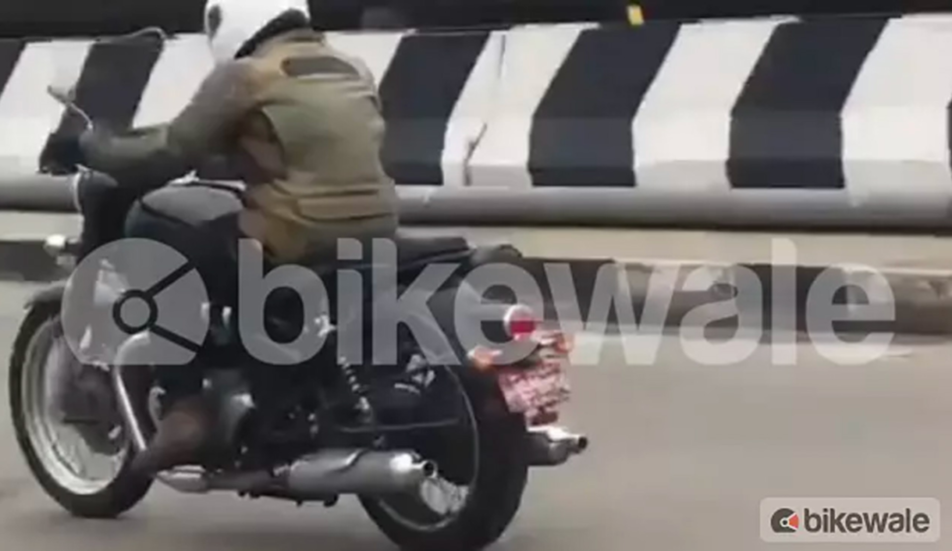 Royal Enfield Classic 650.