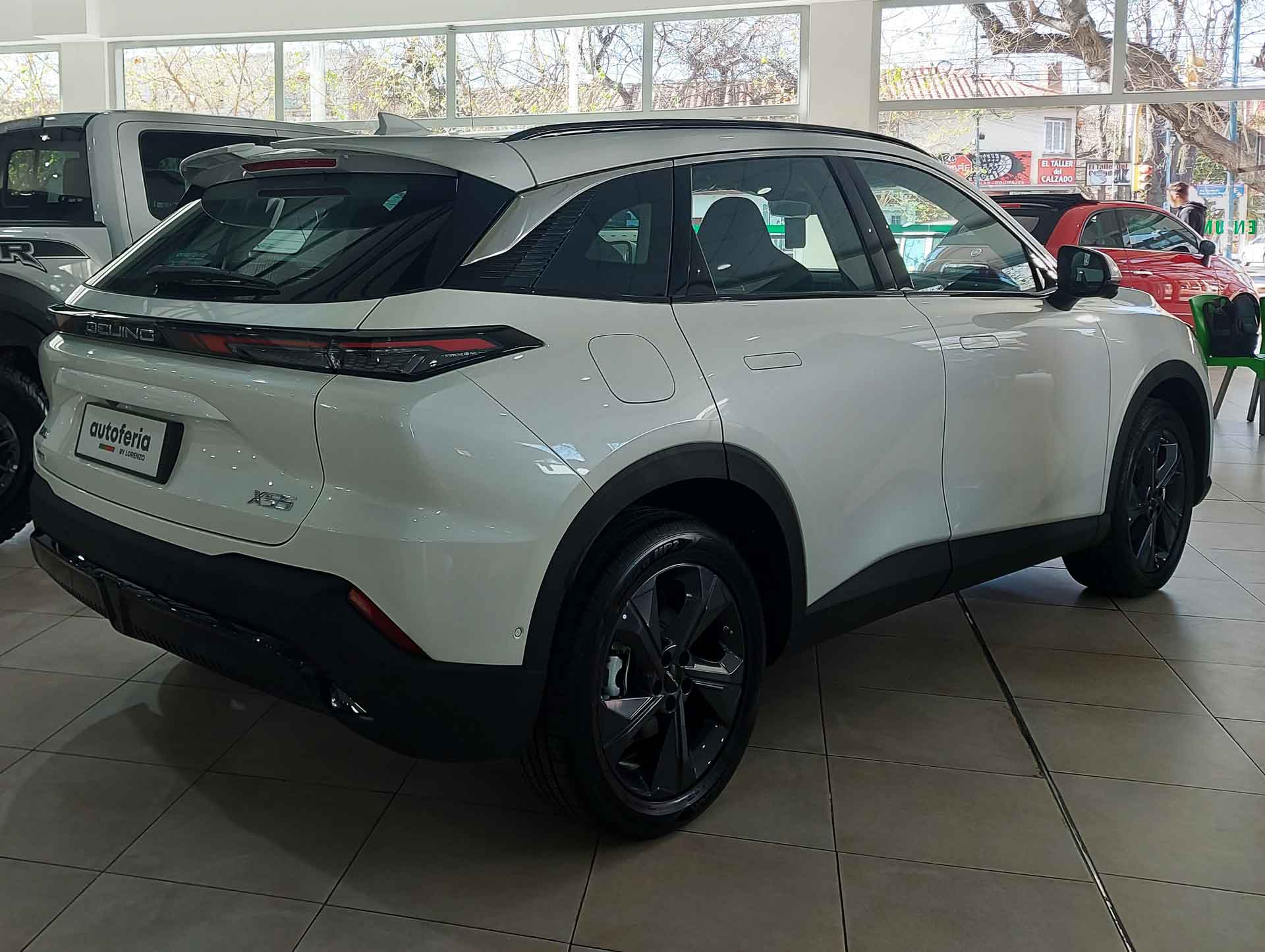 Baic-X55-II-Gris-vistra-trasera-lateral