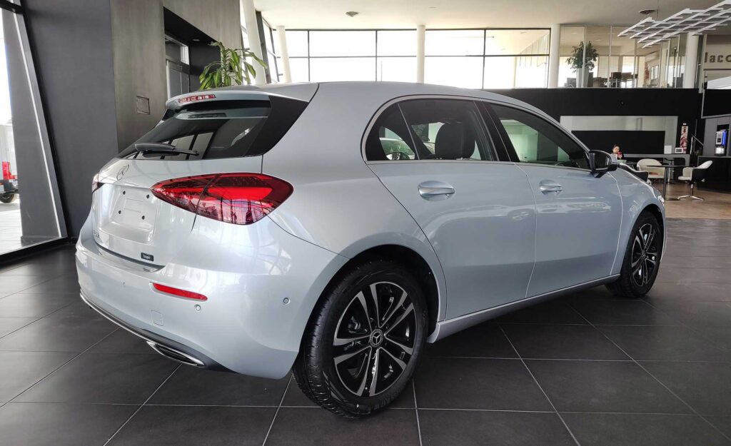 Mercedes-Benz A 200 Progressive