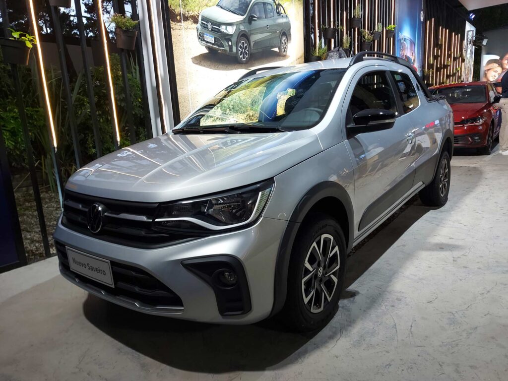 Nueva-Saveiro-2024-gris-Extreme