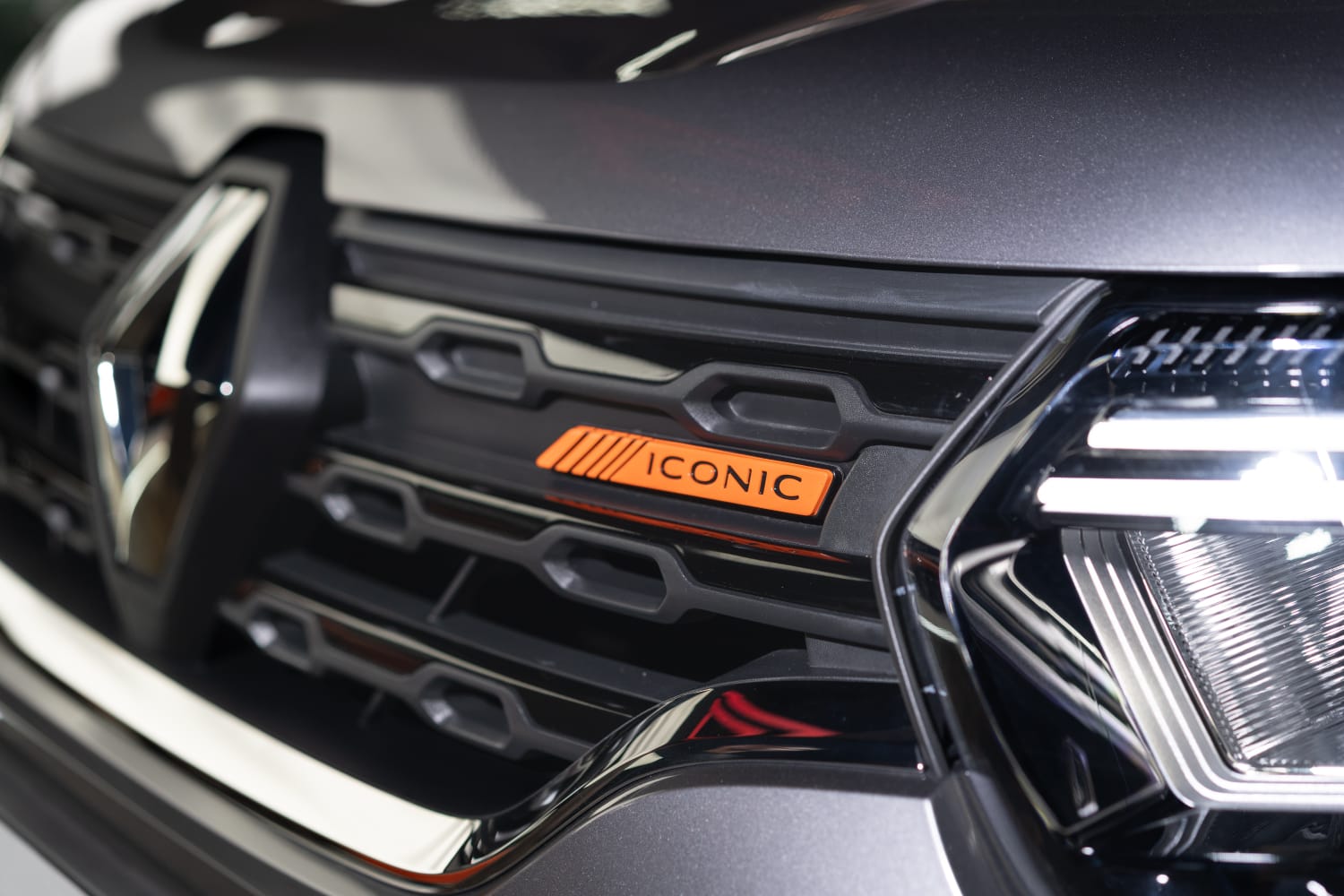 Nuevo Duster frente renovado 2024