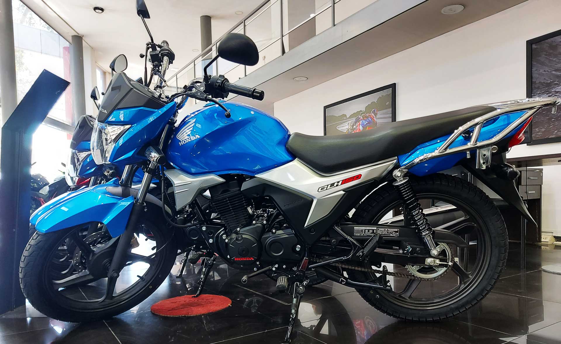 Honda-CG-150-modelo-2024-azul