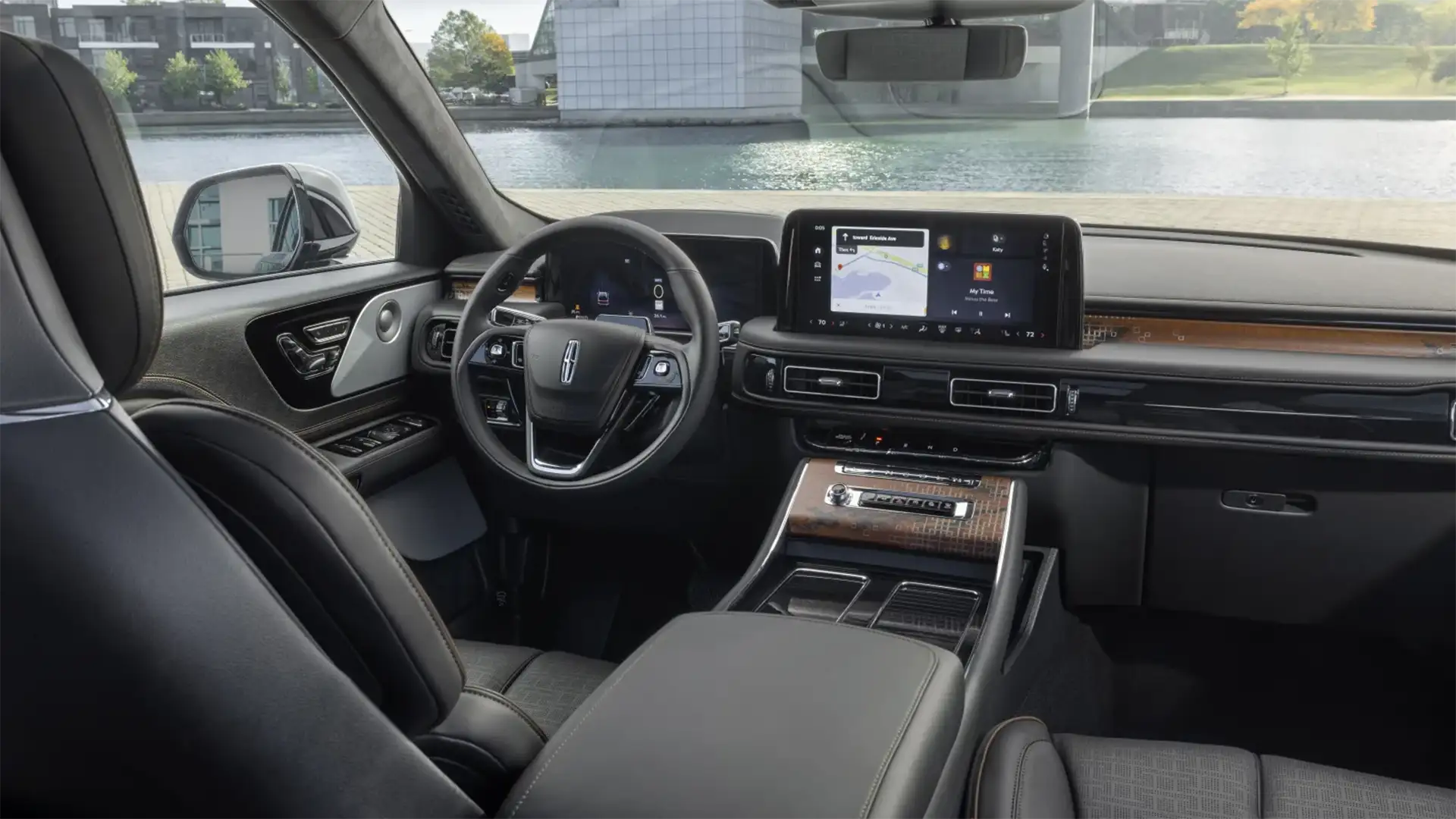 Lincoln Aviator 2025