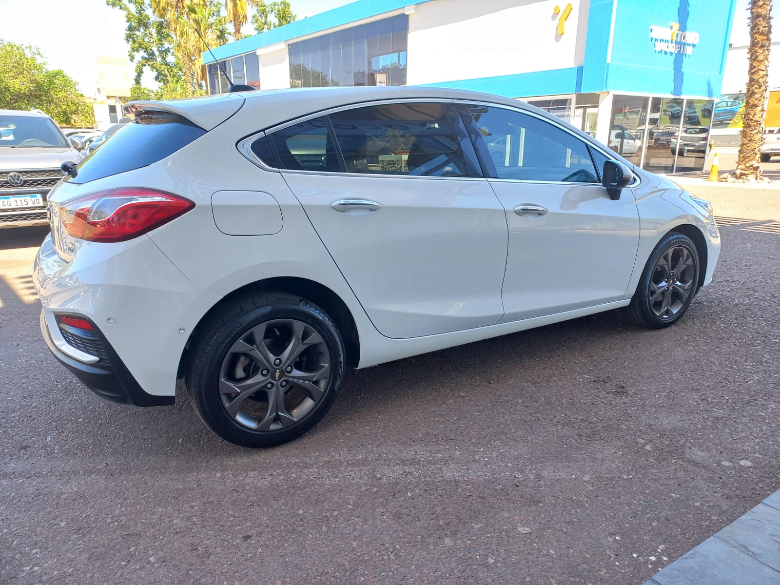 Chevrolet Cruze Usado seminuevo 2019 blanco trasero