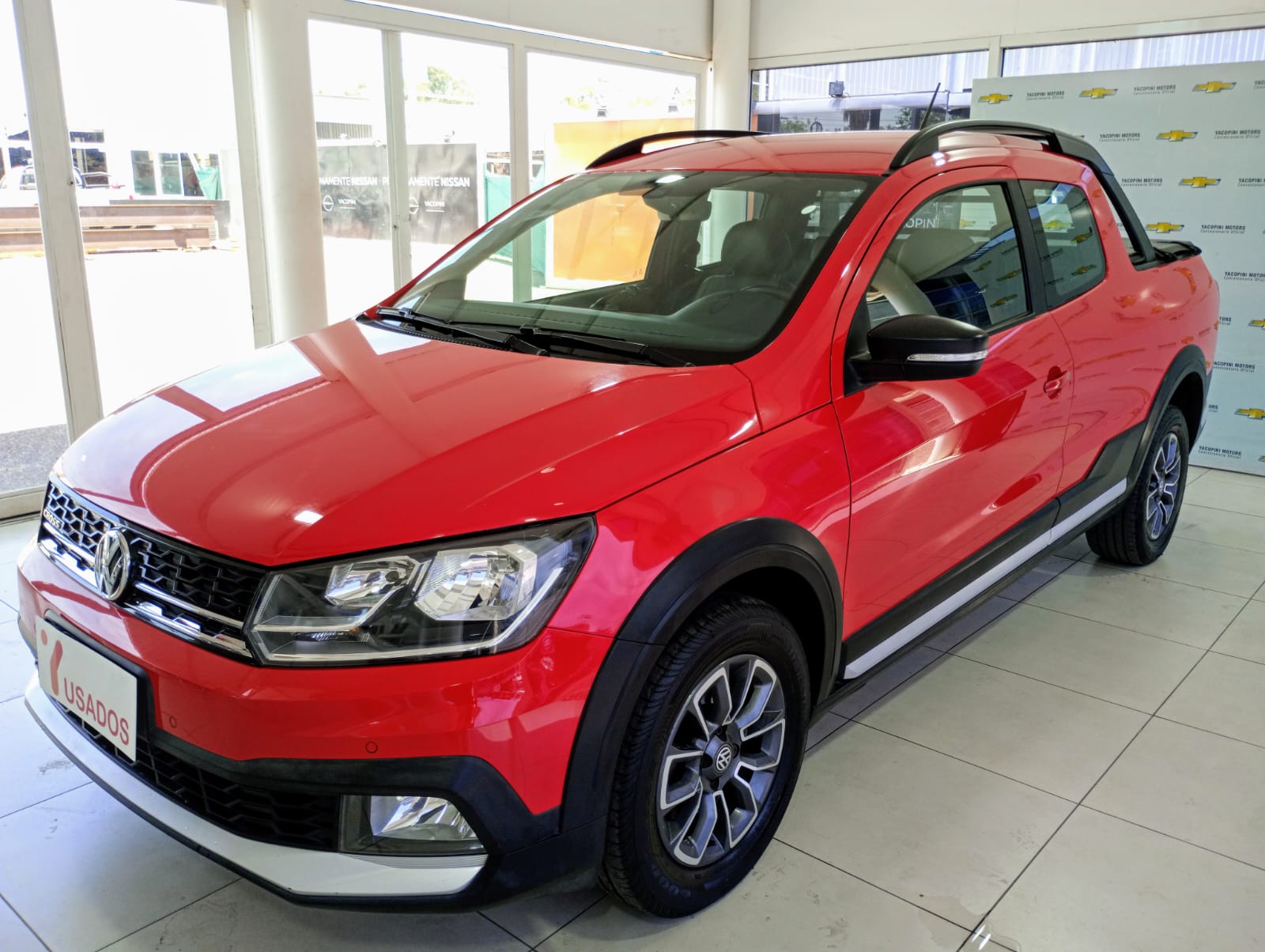 volkswagen Saveiro 2018 roja oferta