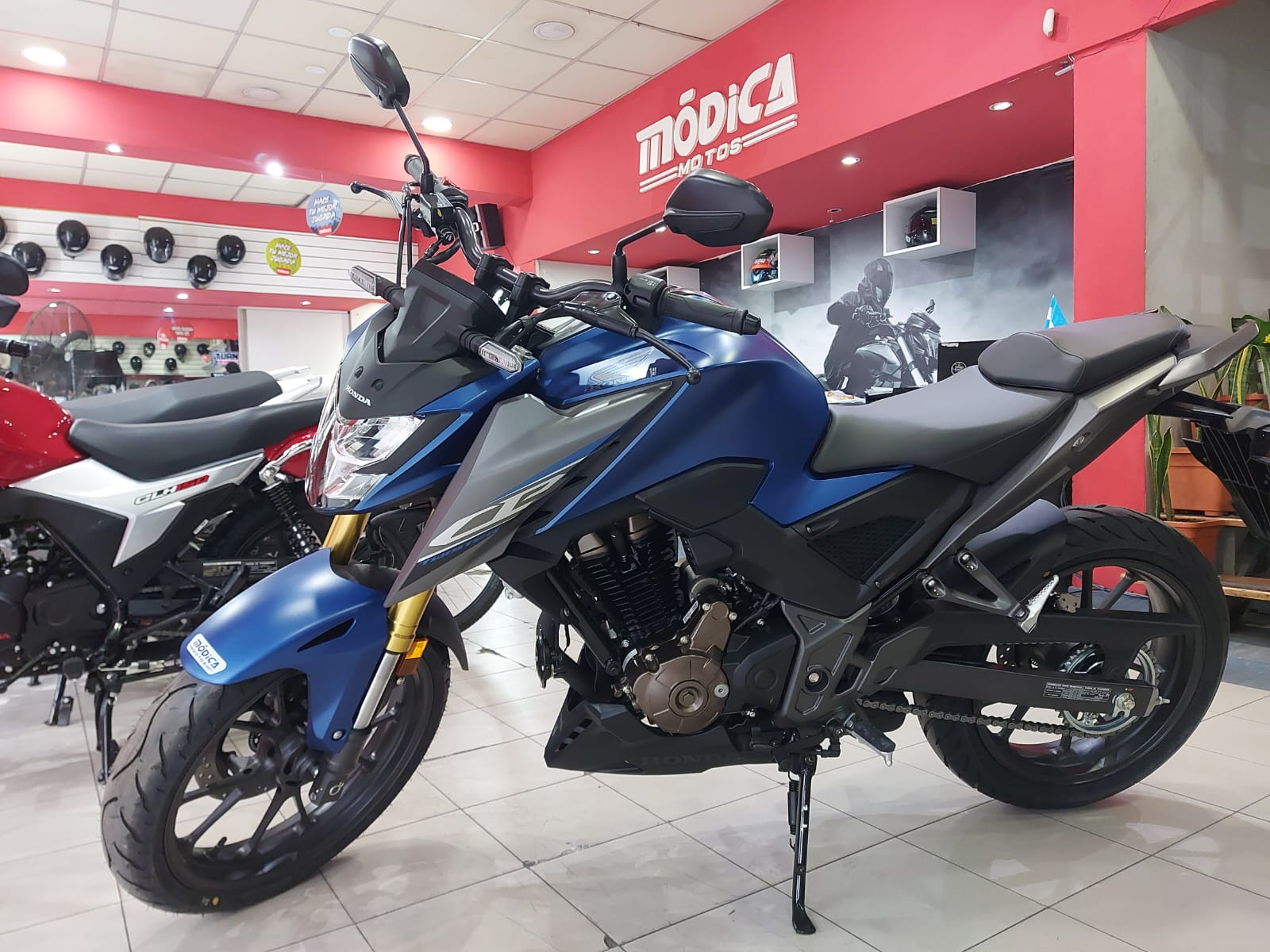 HONDA CB300F TWISTER