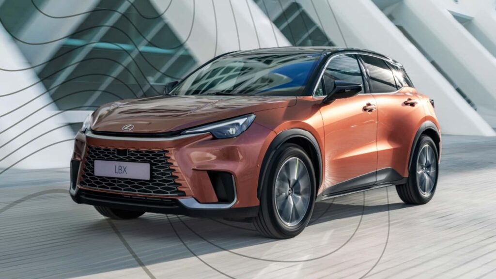 Lexus LBX