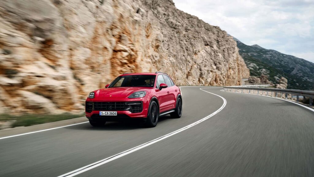 Porsche Cayenne GTS
