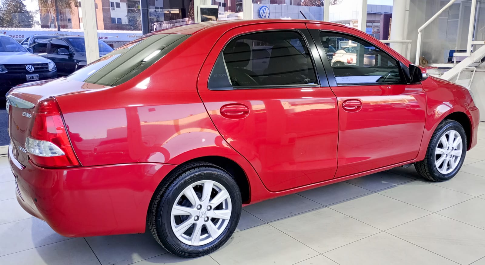 Toyota Etios XLS