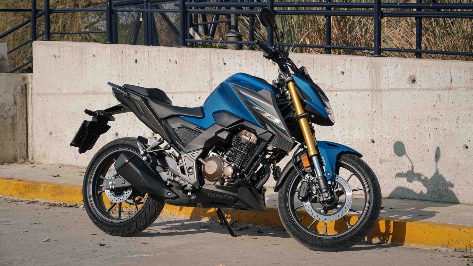 Honda CB300F Twister