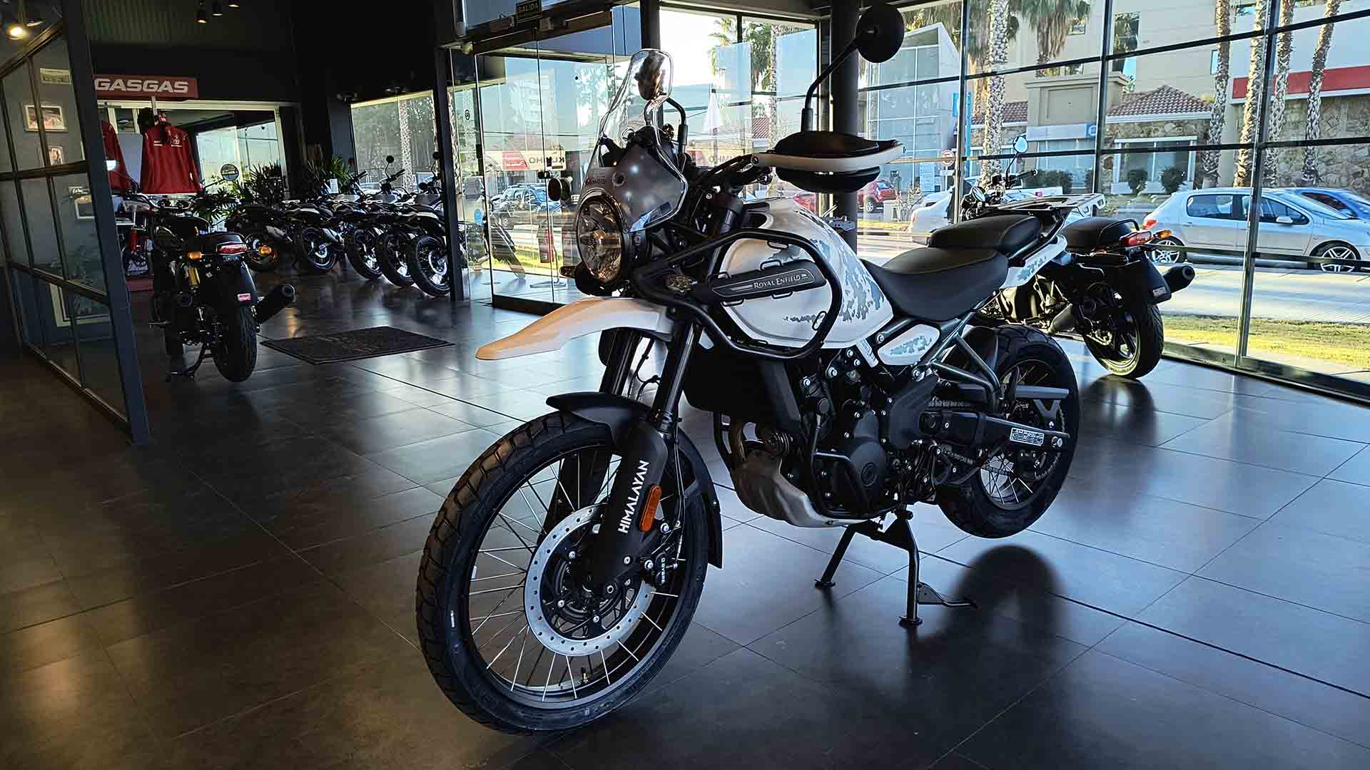 Royal Enfield Himalayan 450