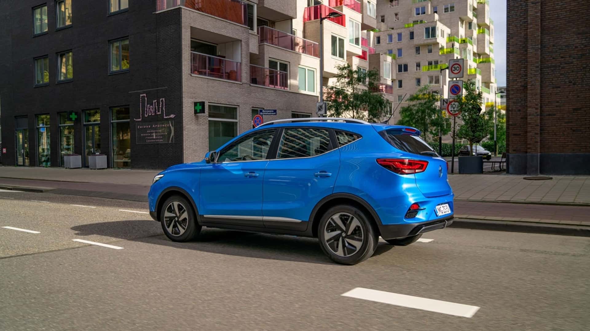 MG celebra un año en Argentina y rebaja USD 2.000 la ZS Luxury 3 MG ZS Hybrid 2